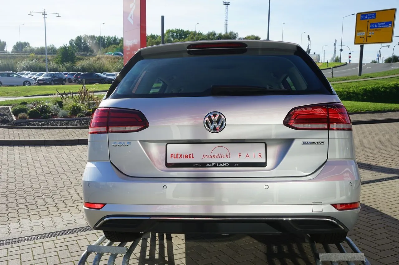 Volkswagen Golf Variant 1.5 TSI Navi Tempomat...  Image 3