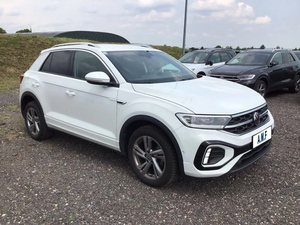 VOLKSWAGEN T-Roc 1.5 TSI ACT DSG R-Line Image 2