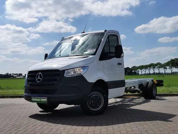 Mercedes-Benz Sprinter 519 CDI 3.0 LTR 6 CYL! Image 1