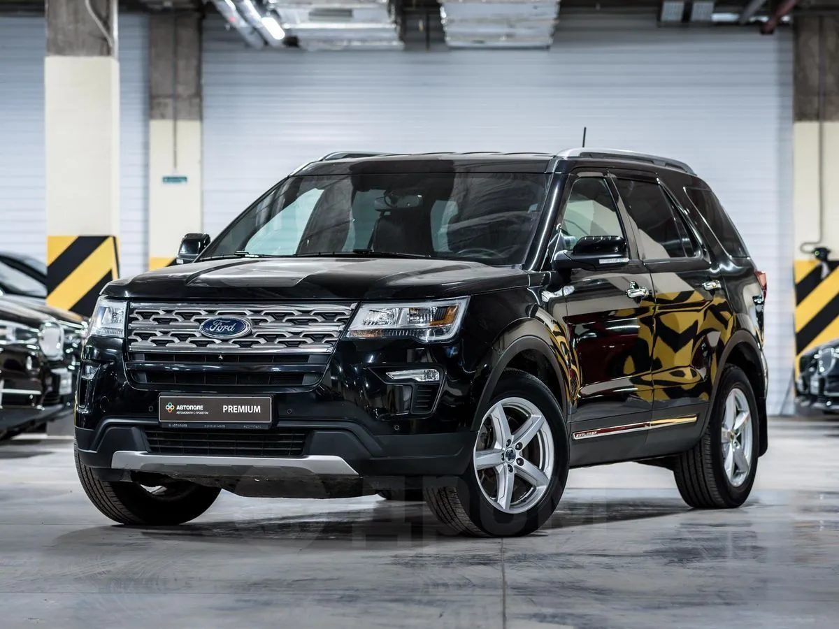 Ford Explorer Image 2