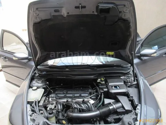 Volvo S40 1.6 Image 7